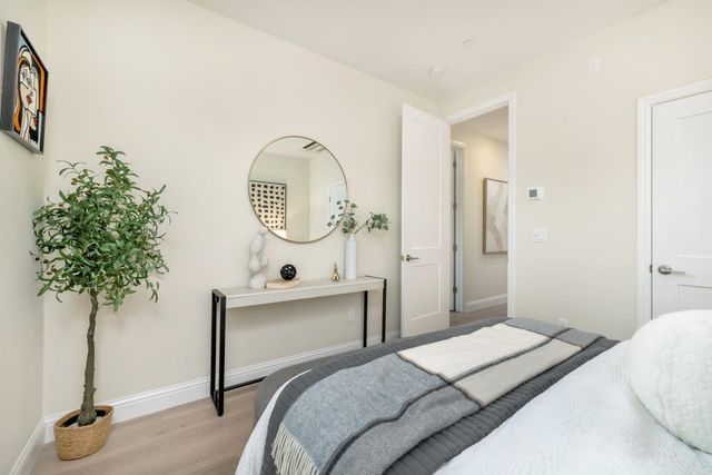 2500 Sage Street, San Mateo, CA 94403