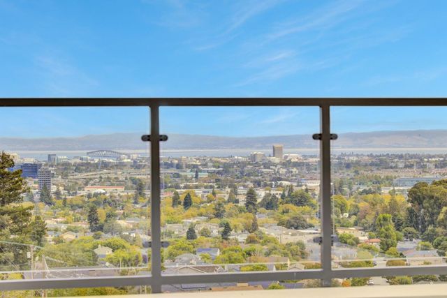 2500 Sage Street, San Mateo, CA 94403