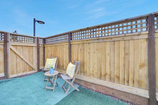 2500 Sage Street, San Mateo, CA 94403