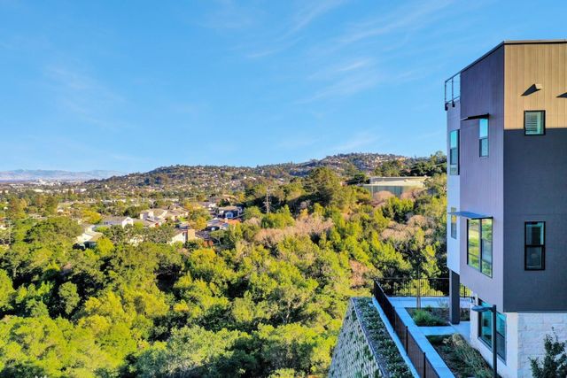 2500 Sage Street, San Mateo, CA 94403