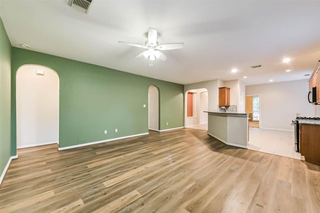14310 Eastern Redbud Lane, Houston, TX 77044