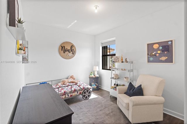 3573 W 93rd Pl, Hialeah, FL 33018