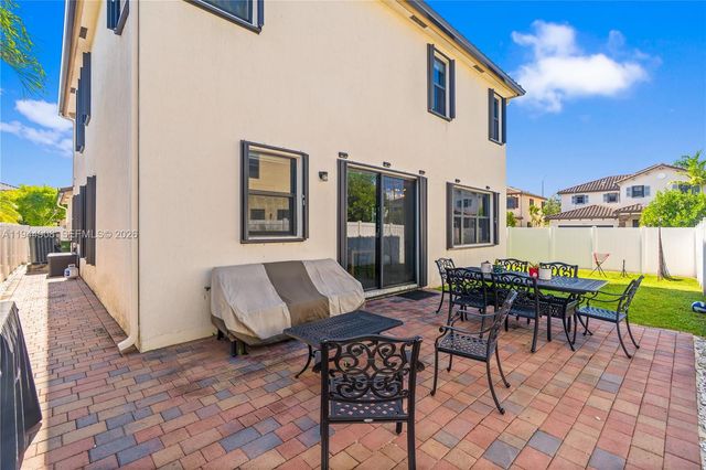 3573 W 93rd Pl, Hialeah, FL 33018