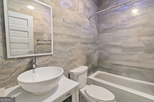 1411 Fulton Avenue, East Point, GA 30344