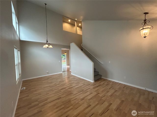 24528 SE 275th Street, Maple Valley, WA 98038