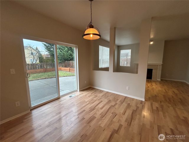 24528 SE 275th Street, Maple Valley, WA 98038