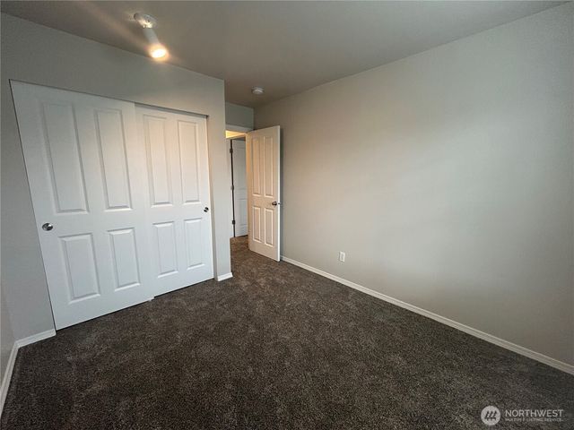 24528 SE 275th Street, Maple Valley, WA 98038