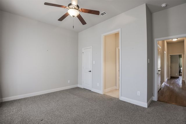 101 Tee Side Drive, Waxahachie, TX 75165