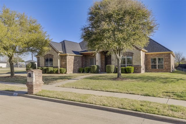 101 Tee Side Drive, Waxahachie, TX 75165