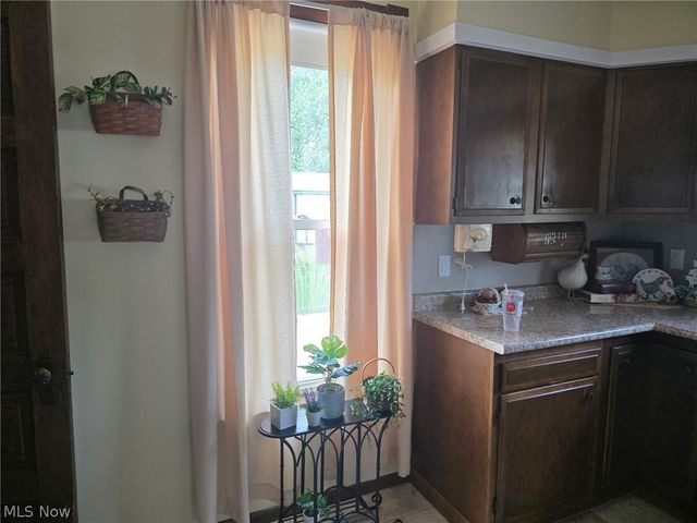 1377 E 28th Street, Ashtabula, OH 44004