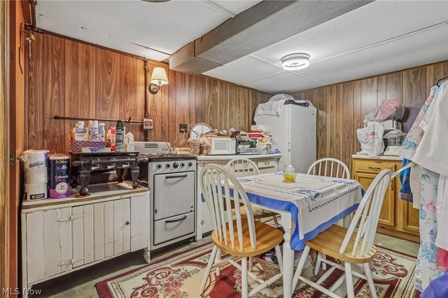 1377 E 28th Street, Ashtabula, OH 44004