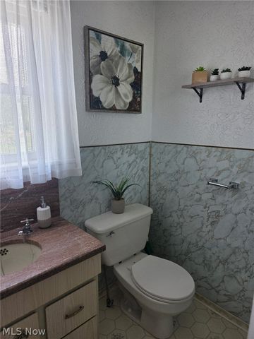 1377 E 28th Street, Ashtabula, OH 44004