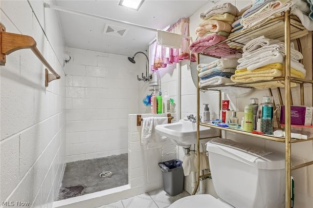 1377 E 28th Street, Ashtabula, OH 44004