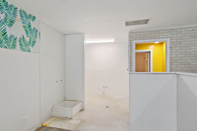 59 S Grove Avenue LOWER, Elgin, IL 60120