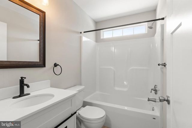 206 FOWLER AVE, Westville, NJ 08093