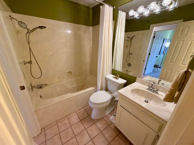 3440 S Delaware Avenue 129, Springfield, MO 65804