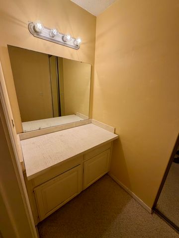 3440 S Delaware Avenue 129, Springfield, MO 65804