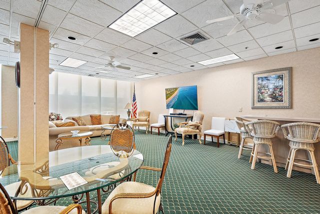 5440 N Ocean Drive 202, Riviera Beach, FL 33404