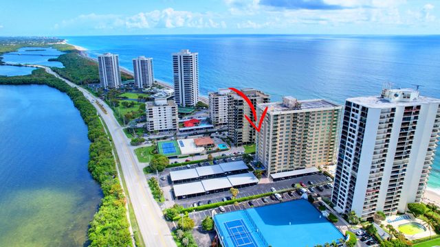 5440 N Ocean Drive 202, Riviera Beach, FL 33404