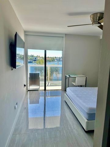 20515 E Country Club Drive 345, Aventura, FL 33180