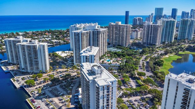 20515 E Country Club Drive 345, Aventura, FL 33180