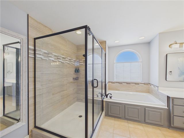 705 Maidstone Avenue, Bentonville, AR 72712