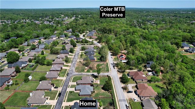 705 Maidstone Avenue, Bentonville, AR 72712