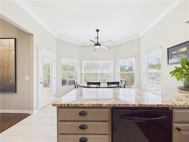 705 Maidstone Avenue, Bentonville, AR 72712