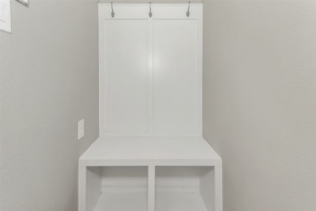 5708 Lake Jackson Drive, Fort Worth, TX 76126