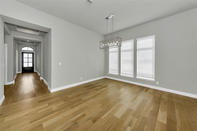 5708 Lake Jackson Drive, Fort Worth, TX 76126