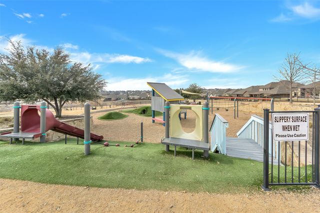 5708 Lake Jackson Drive, Fort Worth, TX 76126