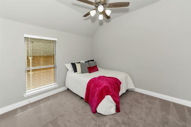 5708 Lake Jackson Drive, Fort Worth, TX 76126