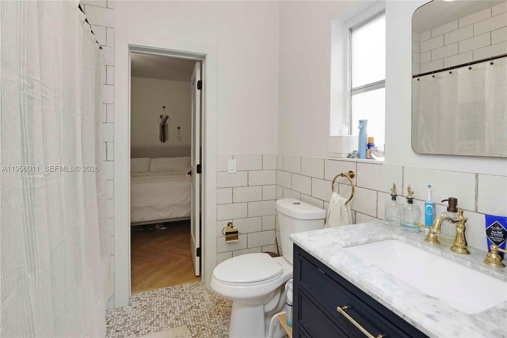 Image 16 of property listing at 1345 SW 17th St, Miami, FL 33145