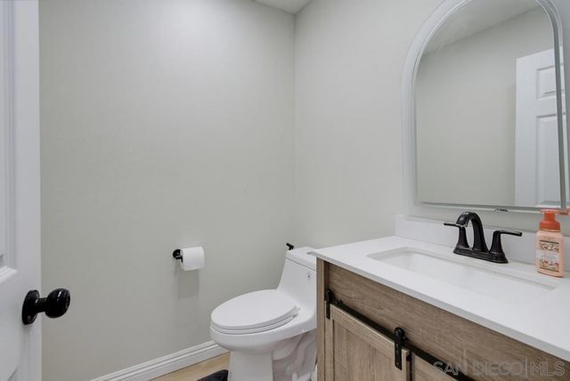 10142 Caminito Zar, San Diego, CA 92126
