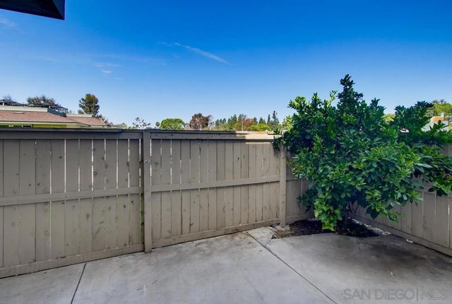 10142 Caminito Zar, San Diego, CA 92126