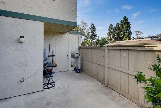 10142 Caminito Zar, San Diego, CA 92126