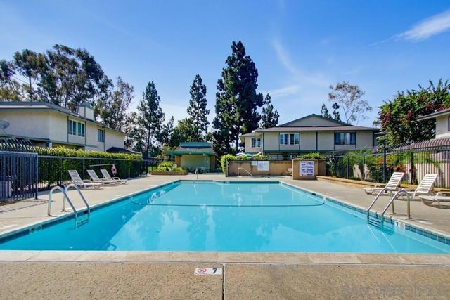 10142 Caminito Zar, San Diego, CA 92126
