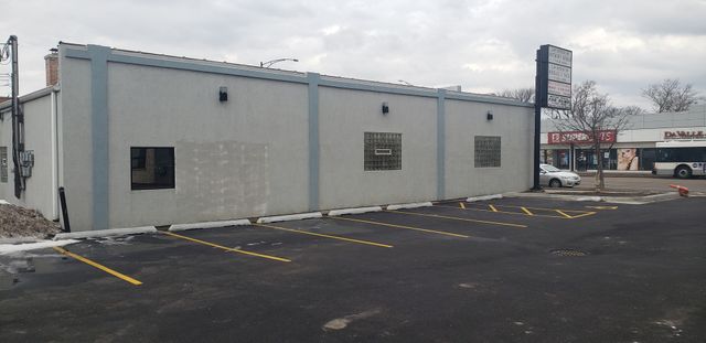 5051 N Harlem Avenue 1, Chicago, IL 60656