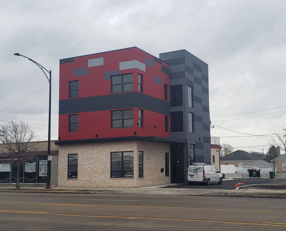 5051 N Harlem Avenue 1, Chicago, IL 60656
