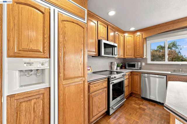 41794 Vargas Rd, Fremont, CA 94539