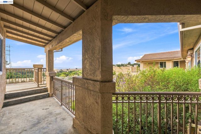 41794 Vargas Rd, Fremont, CA 94539