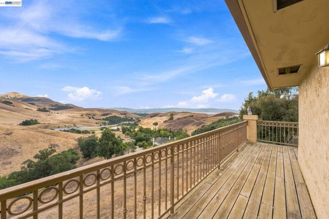 41794 Vargas Rd, Fremont, CA 94539