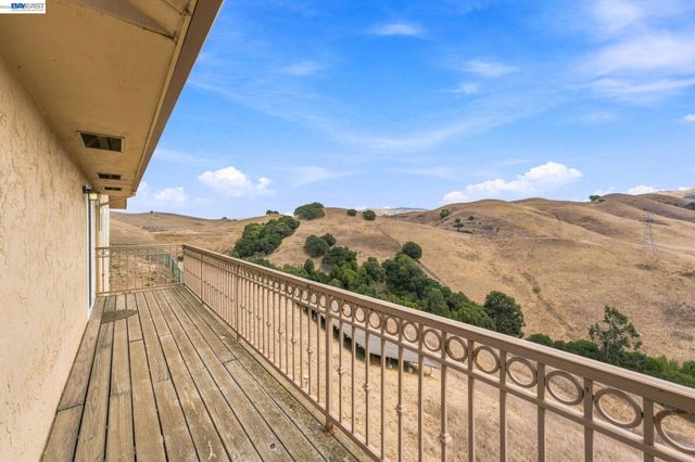 41794 Vargas Rd, Fremont, CA 94539