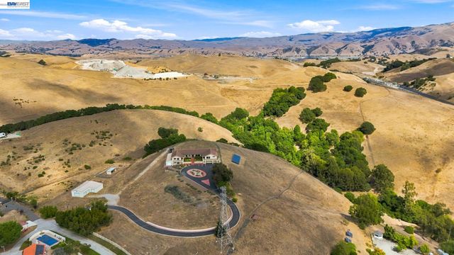 41794 Vargas Rd, Fremont, CA 94539