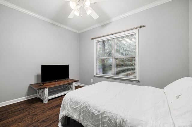 17 Chicot Dr, Maumelle, AR 72113