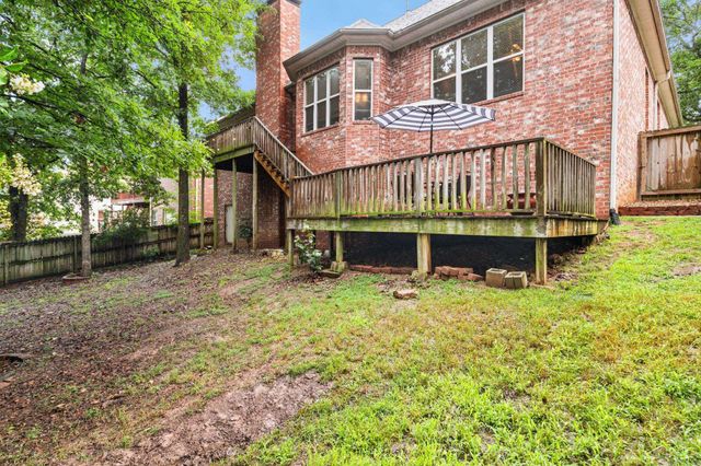17 Chicot Dr, Maumelle, AR 72113