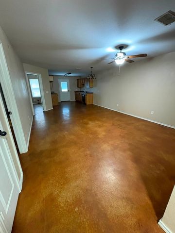 160 Bell Street, Blossom, TX 75416