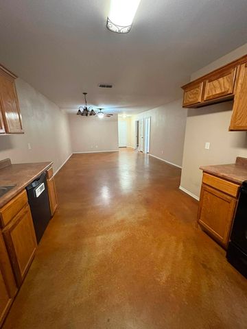 160 Bell Street, Blossom, TX 75416