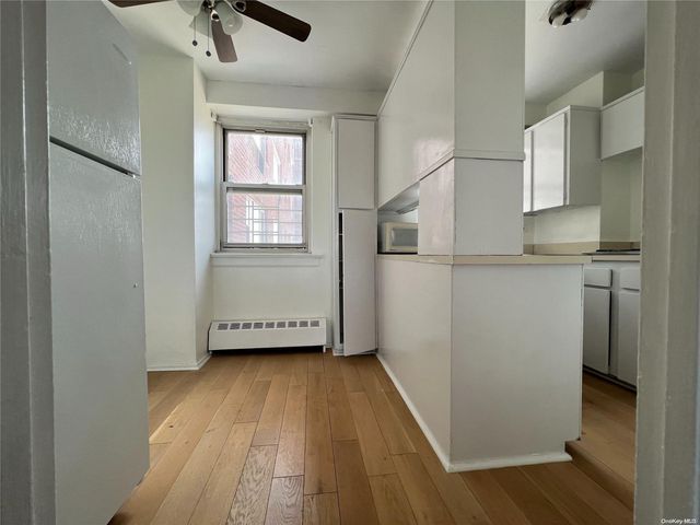 89-00 170th Street 7D, Jamaica, NY 11432