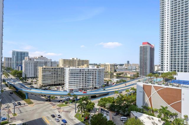 4001 S Ocean Dr 15B, Hollywood, FL 33019